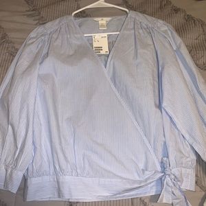 H&M blue/white wrap top